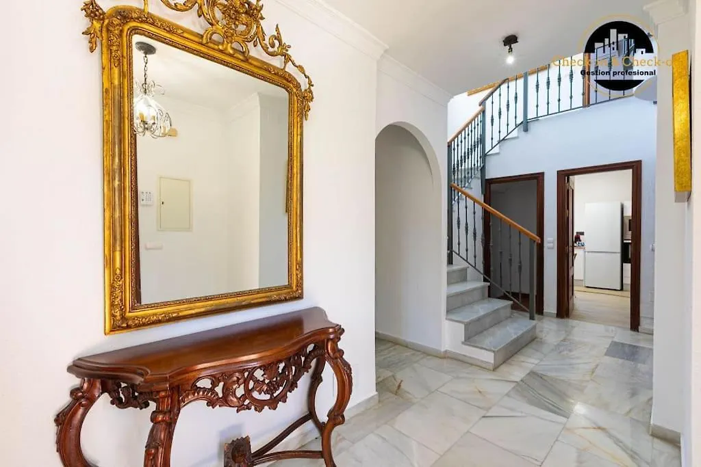 Apartment Villa Del Mar Malaga Torremolinos Spain